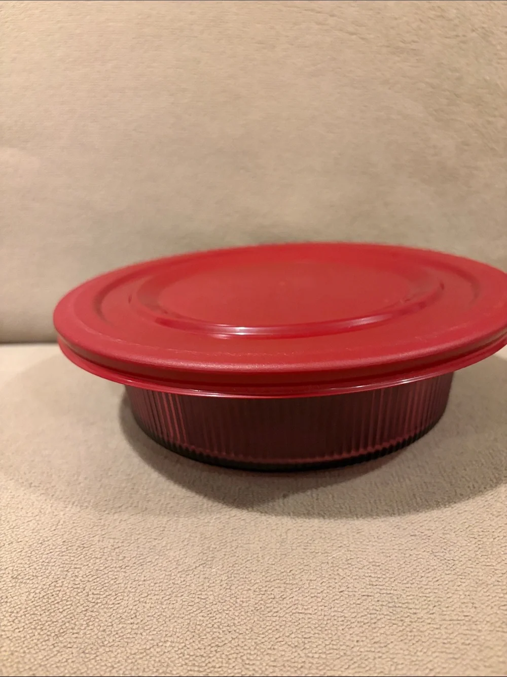 Vintage Corning Visions Cranberry glass model v30-B 24 oz (0.75 L) capacity